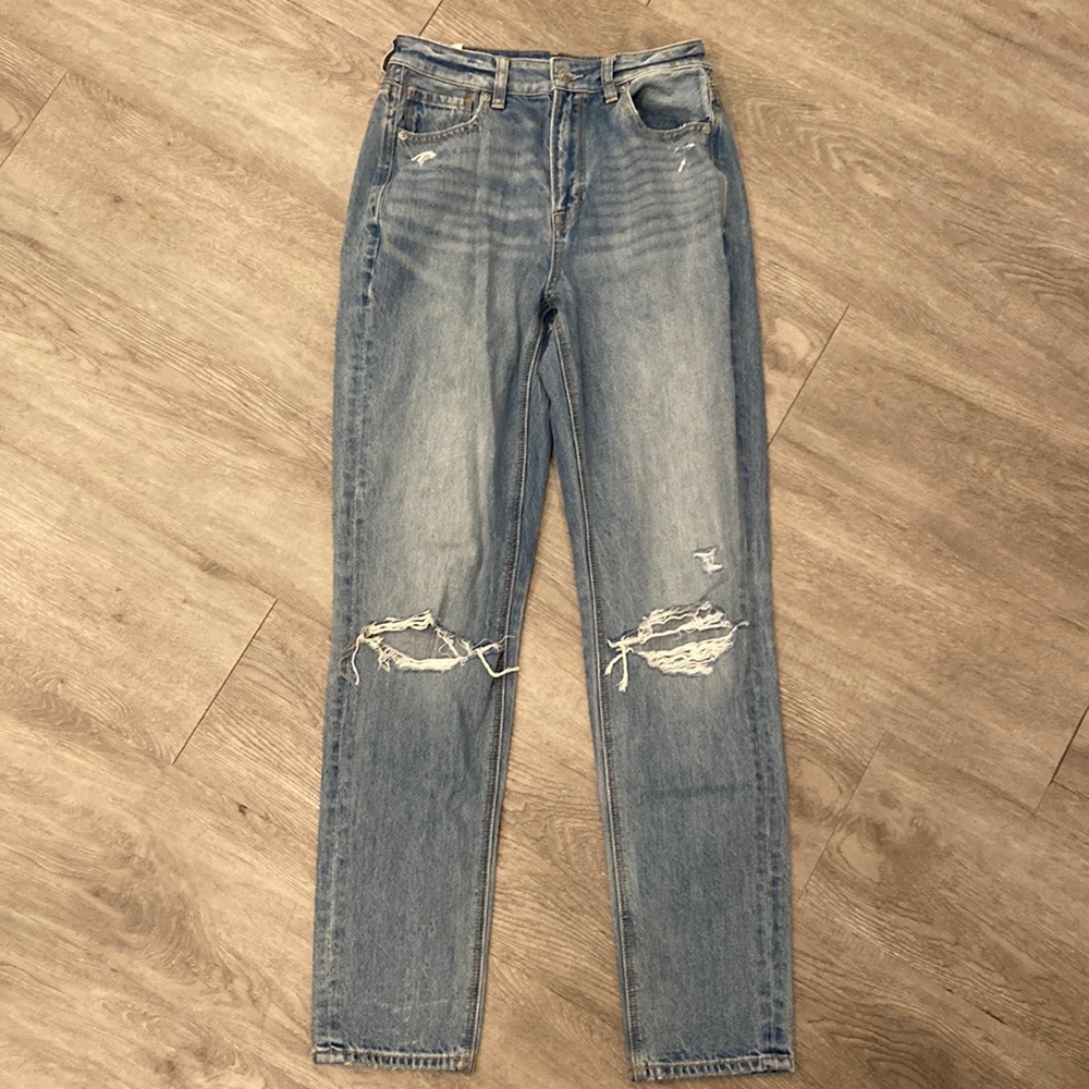 Perfect condition American Eagle mom jeans